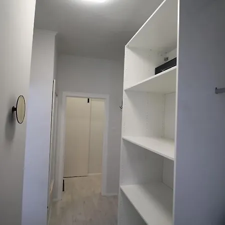 Kata Apartman *