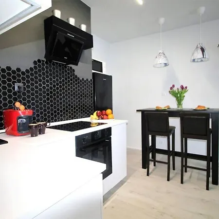 Kata Apartman * Győr